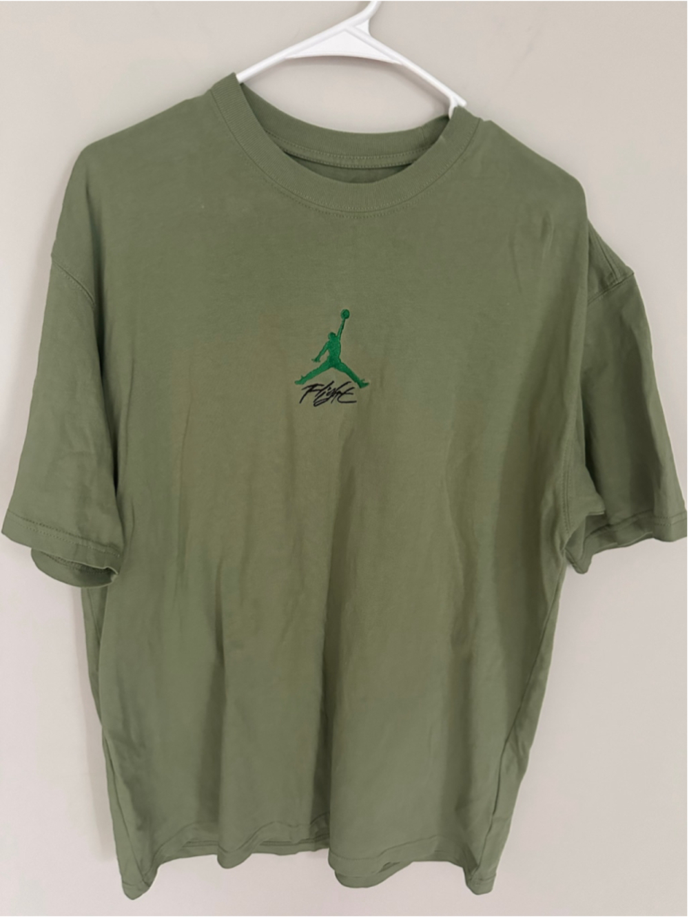 Men's Nike Jordan Flight Shamrock Graphic Tee Olive Green Size M